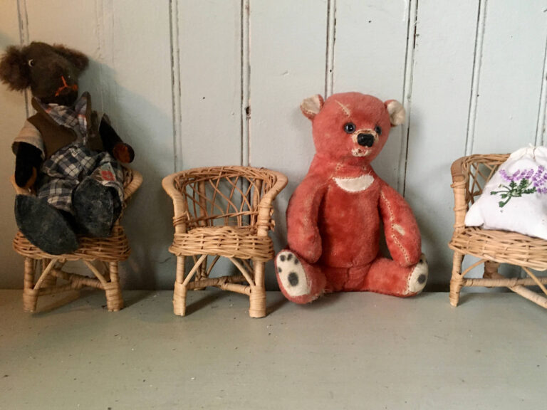 Vintage dog and bear – from my ‘’Couldn’t Resist It” collection.
